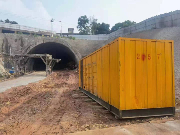杨陵发电机出租自启装置的工作原理是什么？