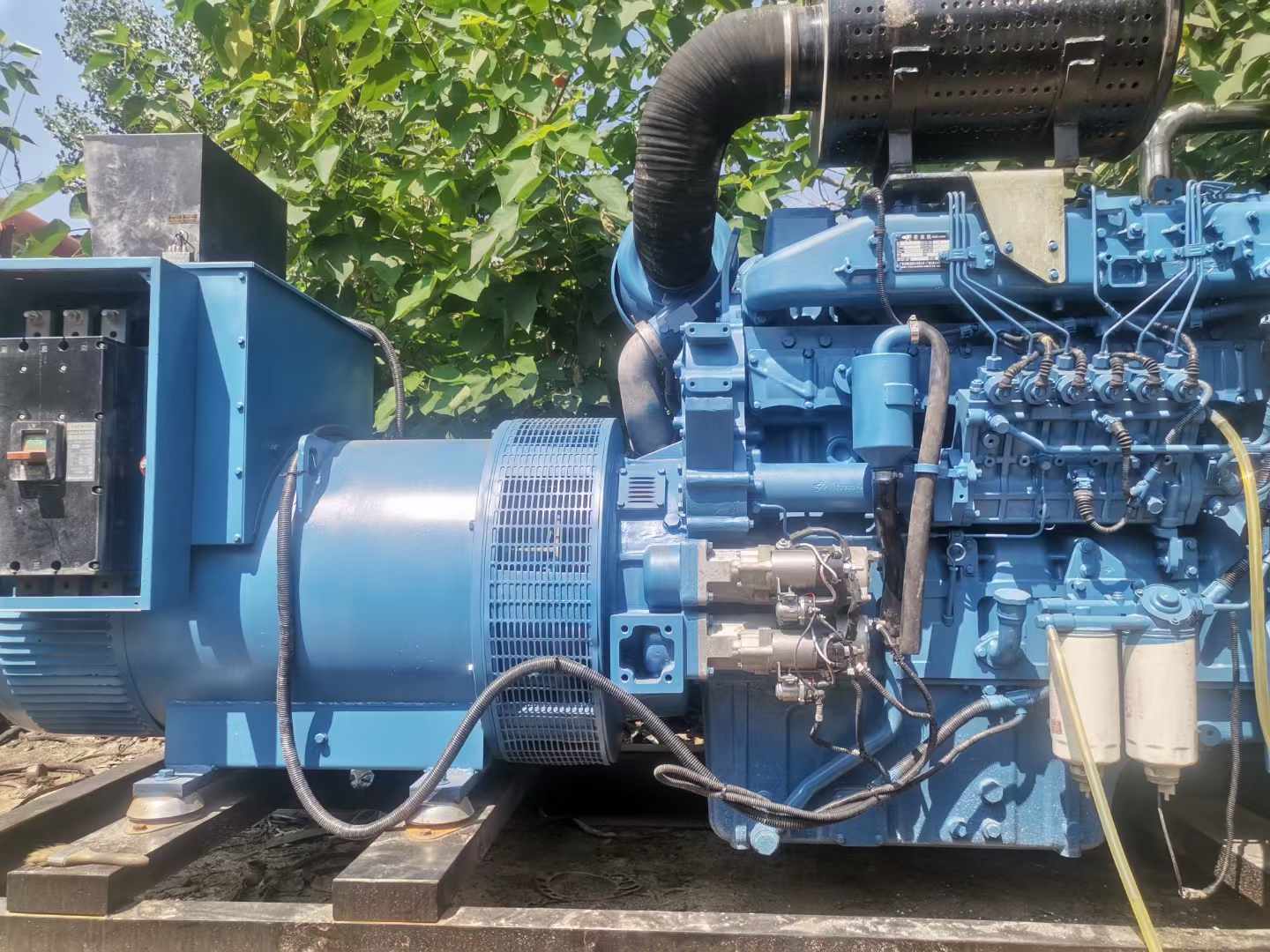 杨陵详细说明降低 800kW 柴油发电机输出电流波动的方法